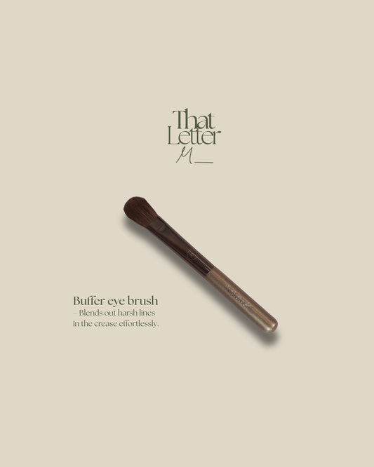 That Letter M En Route Buffer eye brush